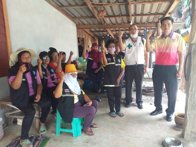 ควบคุมโรคไข้เลือดออกพื้นที่ ม.1 ต.ดอนมดแดง